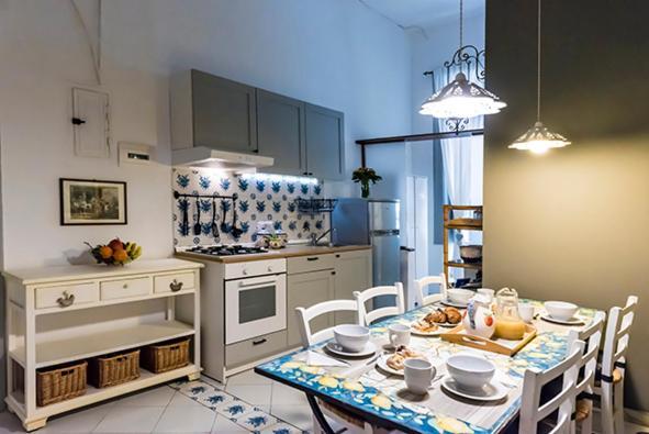 La Casa Napoletana - Ls Accommodations Наполи Екстериор снимка