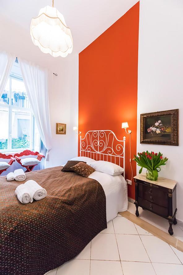 La Casa Napoletana - Ls Accommodations Наполи Екстериор снимка